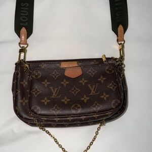 Louis Vuitton Multi Pochette Accessoires